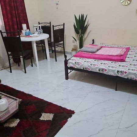 Cozy Corner 2024 Leilighet Abu Dhabi Eksteriør bilde